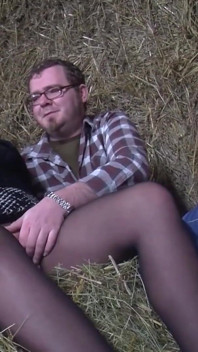 Heißes schätzchen mit dicken möpsen hatsex
