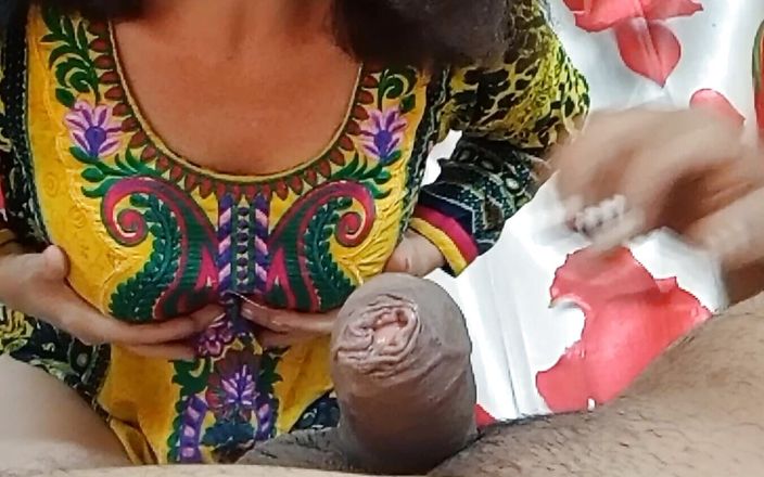 Bolly Karma: El hermoso cuerpo de mi hermanastra se enamora de una...