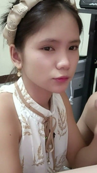 娇小的饥渴继妹最后一滴吞下我的精液