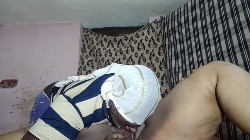 My aunty Prema came to my house after a long time. When she asked me to lick her pussy, I licked it and took water like hers. (Tamil Anti Uma) My aunty Prema came to my house after a long time. When she asked me to lick her pussy, I licked it and took water like hers. (Tamil Anti Uma)