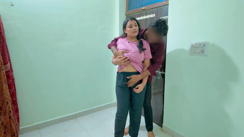 Hotty_ragini: Jija Jija Ji yang besar digoda oleh tubuh seksual Saalis...