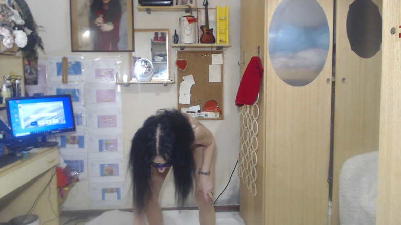 WEBREGINETTA2023: Xixi sugava diretamente da meia-calça