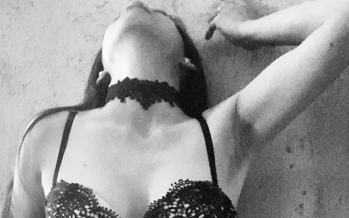 Desi0929: Sexy tanec na židli