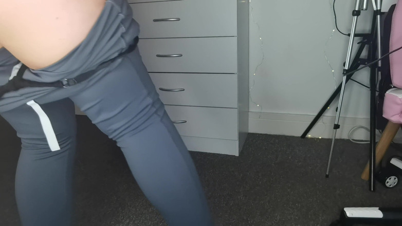 Holly Kitten: Body show