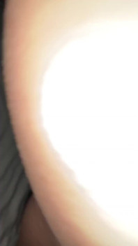 Hon kommer efter anal creampie