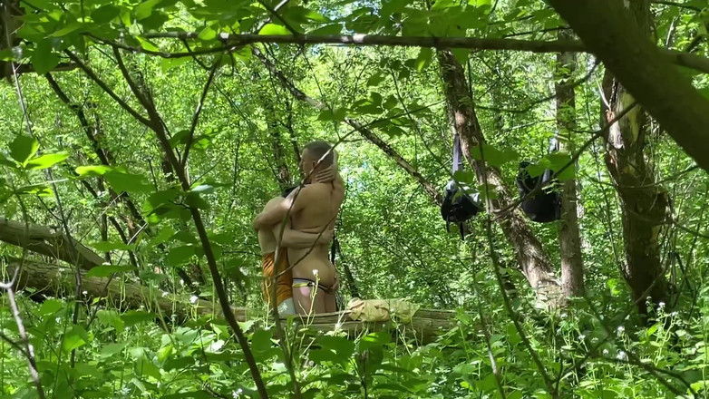 1TeddyBear1: Ormanda Seks, Iki. Bölüm 1. Orijinal 4K Versiyonu