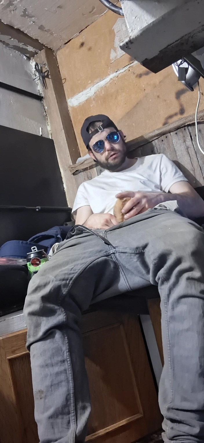 jerkofflover: Se Masturber Dans Un T-shirt Blanc Et Un Jean Compilation...