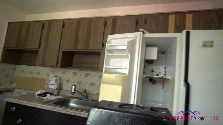 Property POV: Property POV - Justin Bold – kontraktor hitam jalang