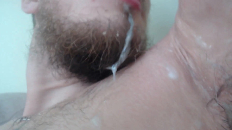 Hunky time: Lông mu, lông nách - sự thống trị