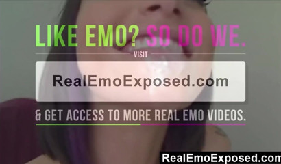 Real Emo Exposed: RealEmoExposed - 완벽한 펠라를 해주는 패니