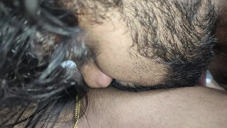 Vaigavarun45: Malayali Couple Hot Romance with Boobs Suck