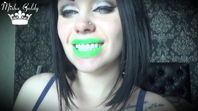 Goddess Misha Goldy: Mesmerized phosphoric glossy green lips