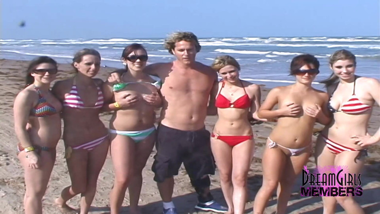 Dream Girls: Gadis kampus bugil sambil bugil di liburan musim semi