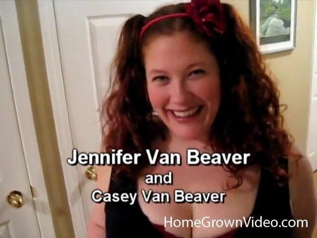 Homegrown BBW: Jennifer Van Beaver melakukan adegan deepthroat pertamanya