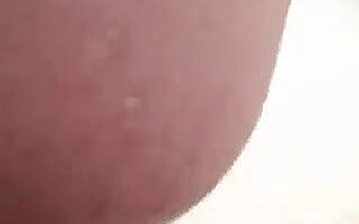 Curvyliz9: Anal play in shower
