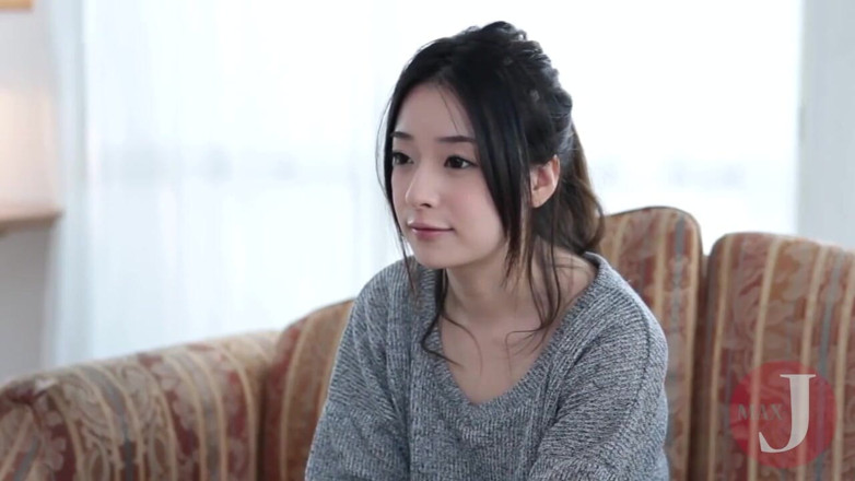 Asian happy ending: Sweet asian teen is having a nice time at the...
