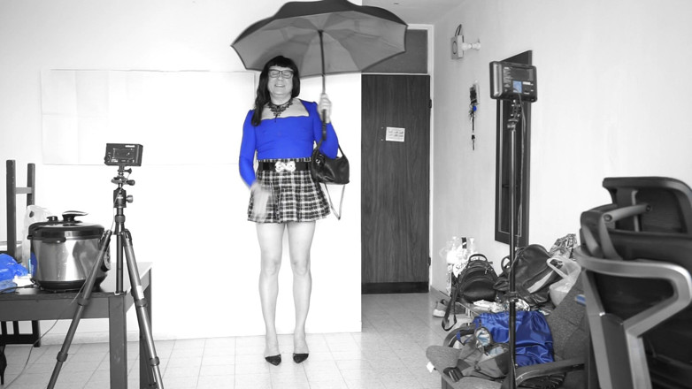 Voyager: Blue Boy Crossdressser