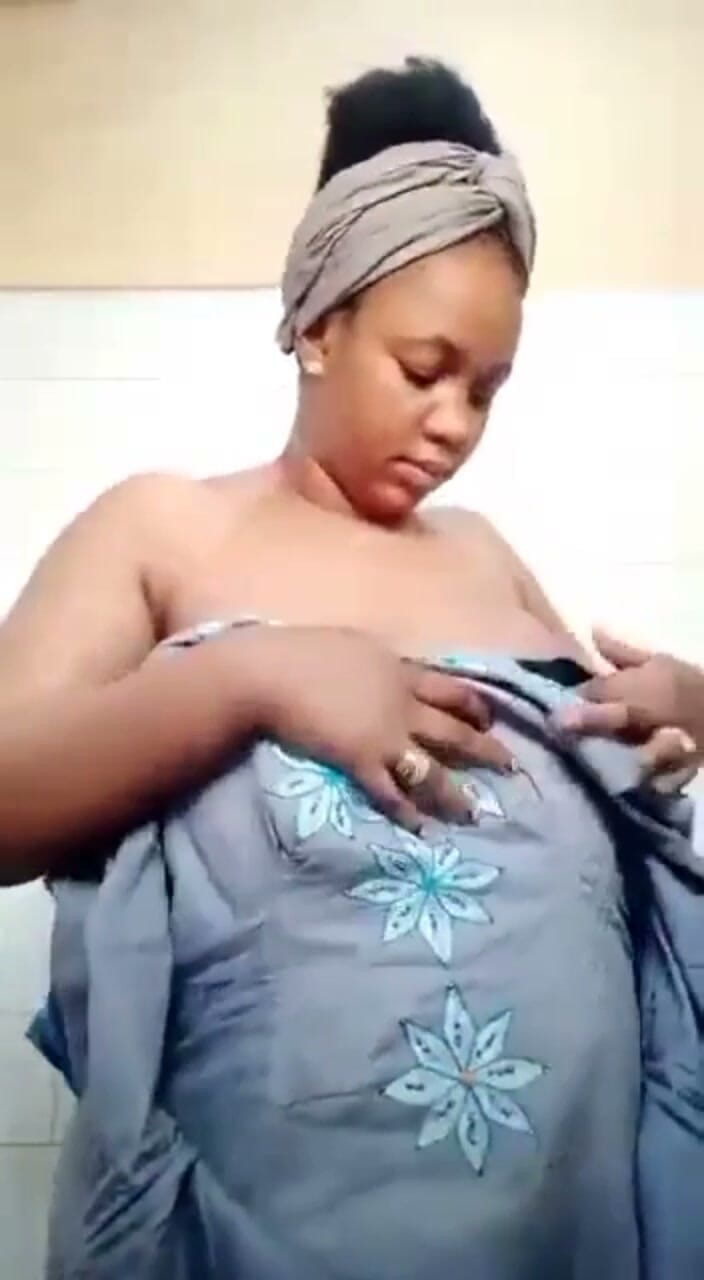 Me and my new slut: La ragazza bella pulita è eccitata e vuole fare sesso