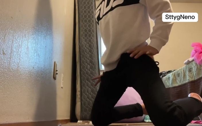 Xooshua (xblue18): 18歳の男の子はアナルセックスが必要