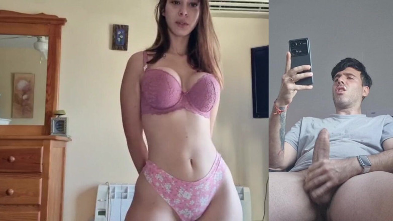Latinascachondas: Poniendi Hard Friend's Cock