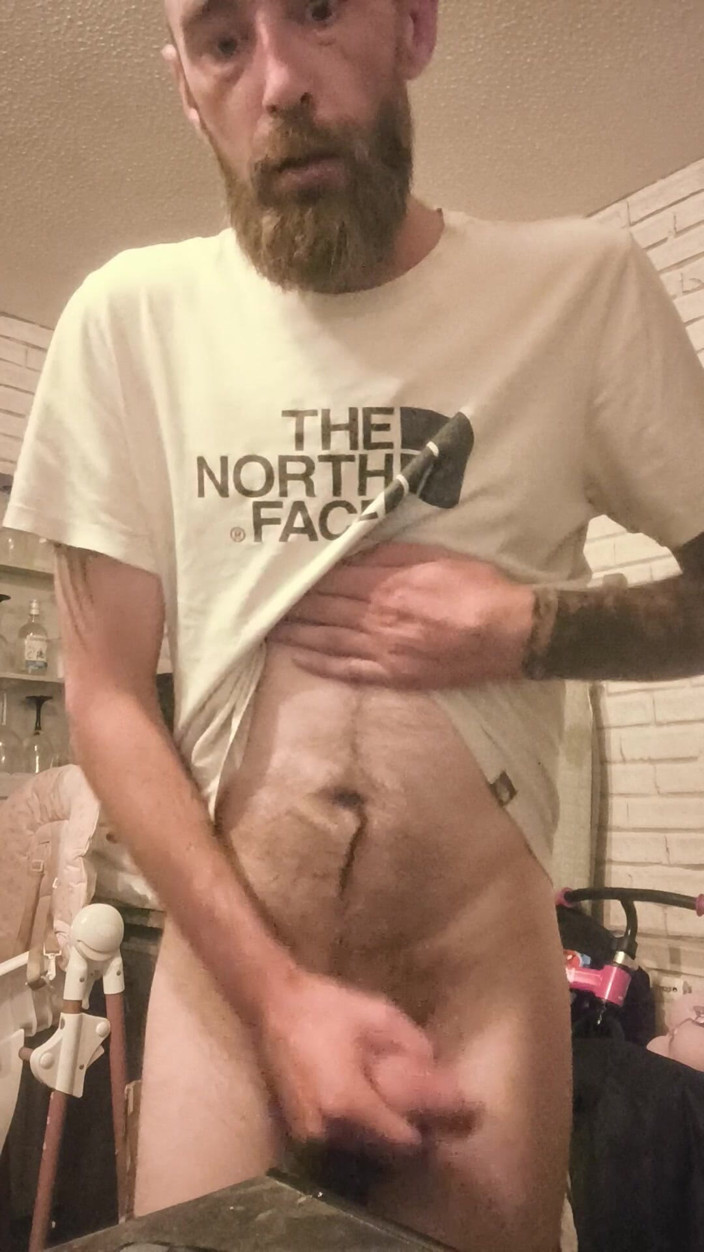 Smoking stoker: Big Dick Wanking and Smoking