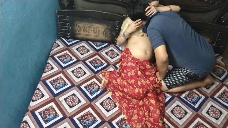 Indian Muslim Couple: Desi Wife After Dark in Bedroom a Private Encounter Full...