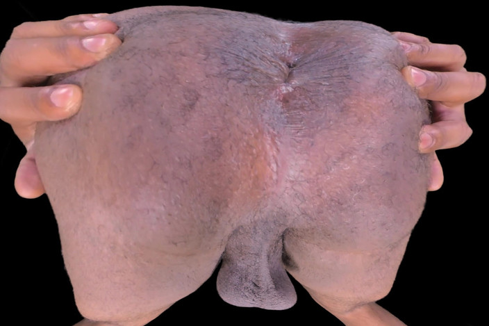 Manhole VR - Indian Hairy Crack & Balls: Díra VR Chlupaté indické koule