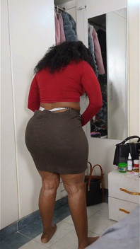 Peha tebal dalam skirt.