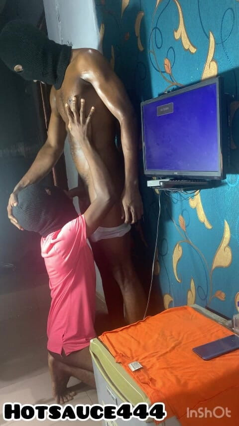 Hotsauce451: उसने My Hole को ठीक किया