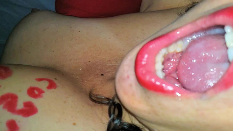 Minhaesposaparaoutro: Milking My Husband's Cock and Licking All the Cum