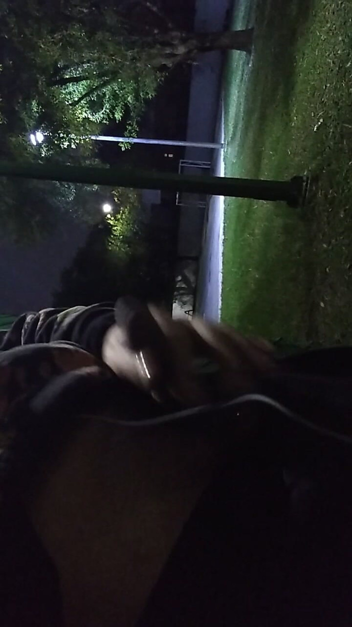 AlexAlejandro13: Gorący park publiczny