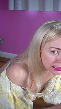 Cheating Stepmom Made to Give a Sloppy Blow Job