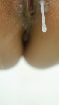 Melancap, kencing dan air mani sperma pada pepek