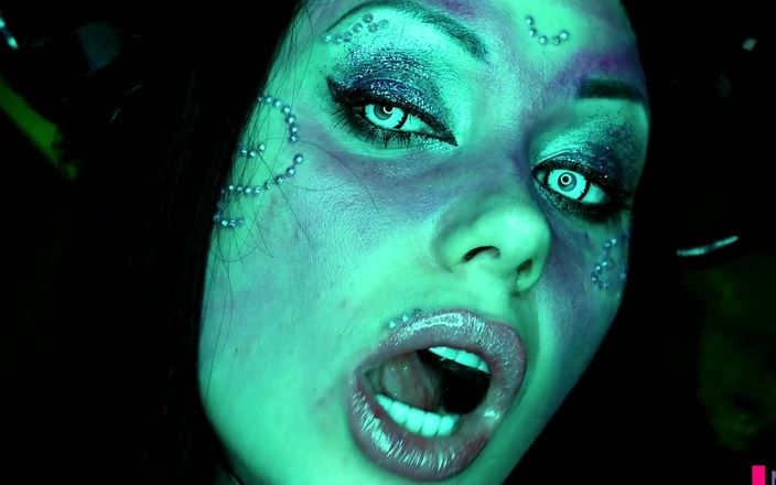 Goddess Misha Goldy: Berkali-kali mengubah Jutaan Tahun atau Menelan Pejuh?