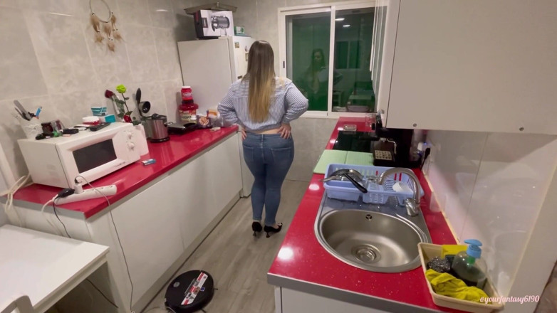 Your fantasy studio: Walking and farting in jeans and heels