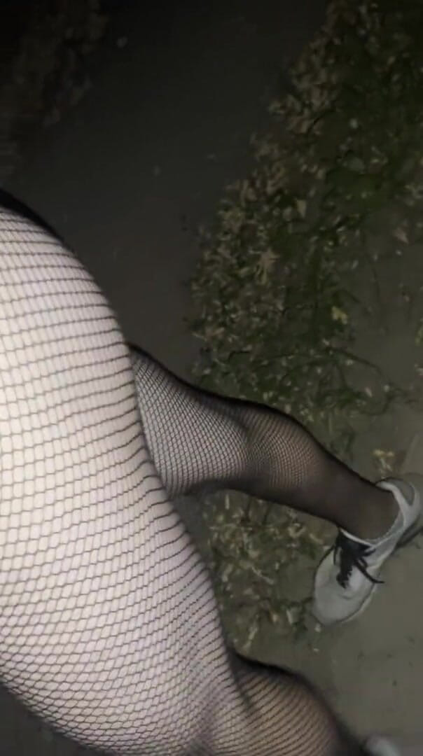 Apomit: Night walking in pantyhose close road teen boy flash no...