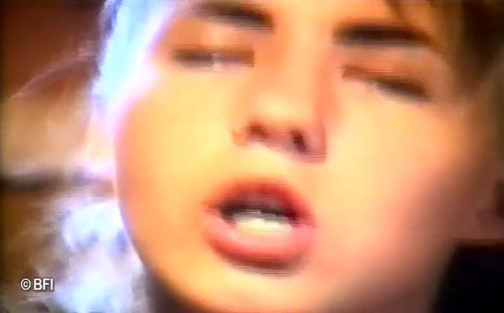 Horny Teenies: Erkek delisi Avrupalı gençler p4