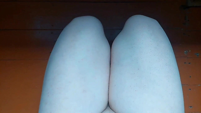 Kitty_Cross: मुझे अपनी आंखों से उतारो