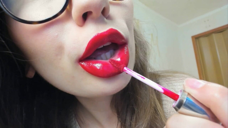 Rarible Diamond: Zu viel roter lippenstift