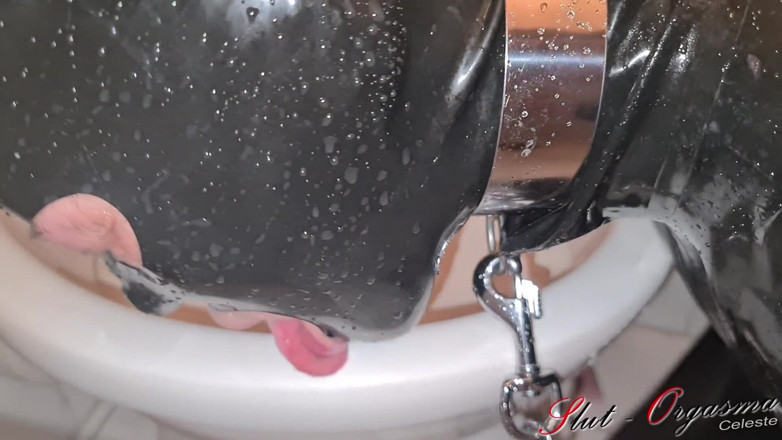 Slut Orgasma Celeste: Perempuan jalang hamba - orgasma Celeste Dalam Lateks Minum Kencing dan...