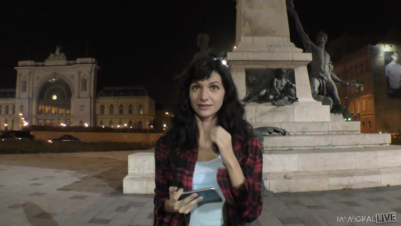 Immoral Live: Figa pelosa e folta