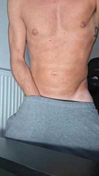 Je Me Branle Fort Dans Mon Short Et Boxer