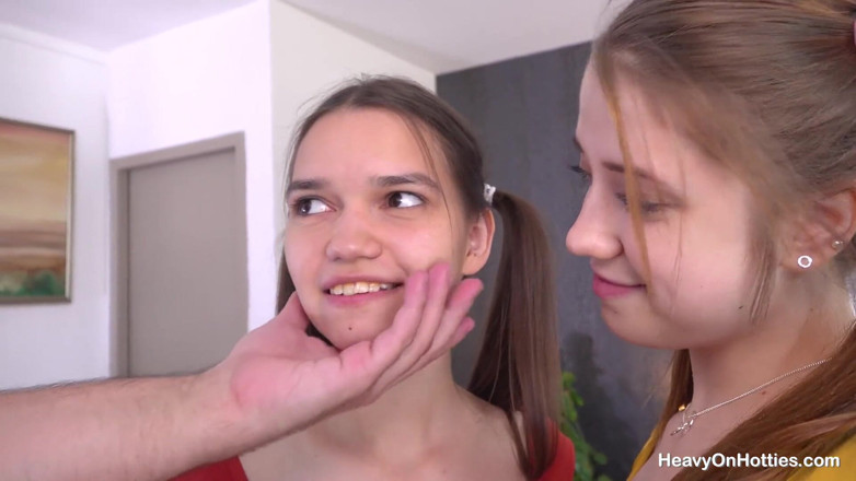 Heavy on Hotties: Skinny teenies shocking threesome with cel