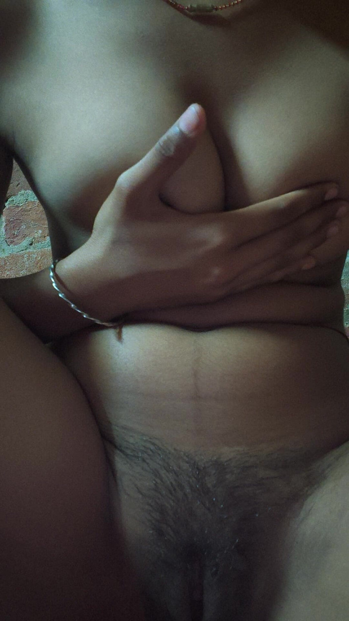 Moma: Video gợi cảm