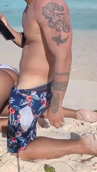 Pov uno sconosciuto mi offre in cambio di sesso