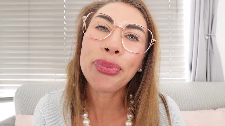 CALLIE ROKS: Callie teacher joi si quieres buenas calificaciones que necesitas