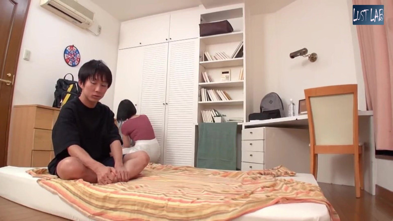 Lust lab: En gnagande gift granne korsar linjen när spänningen snäpps och...