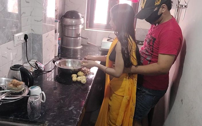 NAASRIN KHAN: Sexo bhabhi kichen caliente