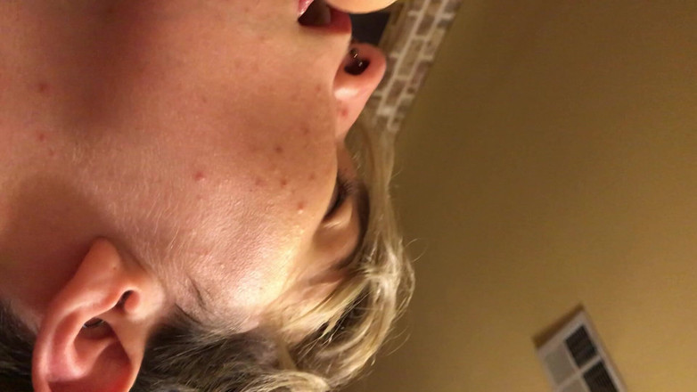 Daphne Marie: Sólo čas v kuchyni