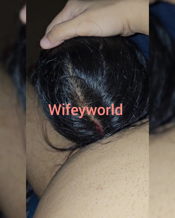 Wifeyworld2025: 私の精液を飲み込む近所の妻